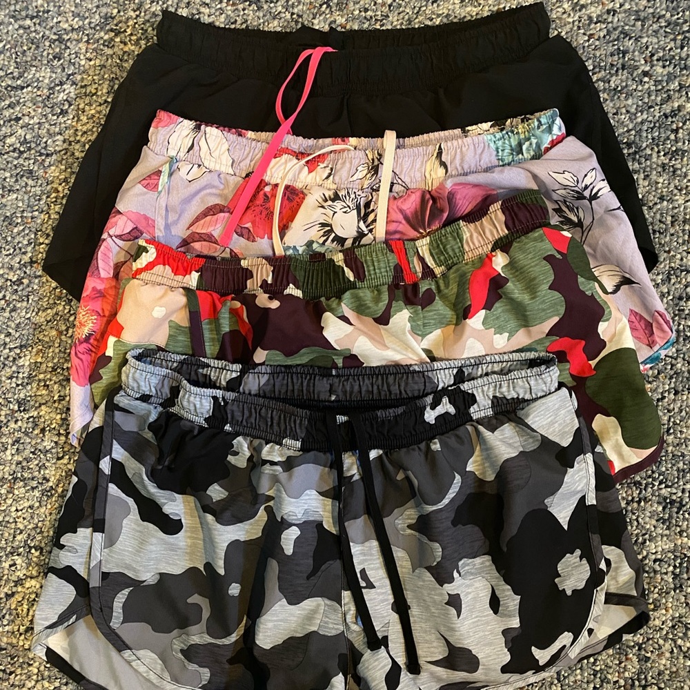 Lot of old navy active go-dry shorts size small